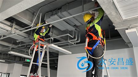 辦公室咳嗽元兇竟是空調?2025中央空調清洗指南