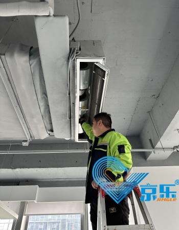 風口風量不足別急著換風機 中央空調5大隱藏故障排查 專業團隊上門維修